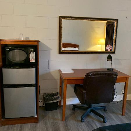 Hill Top Motel Wrightstown Екстер'єр фото