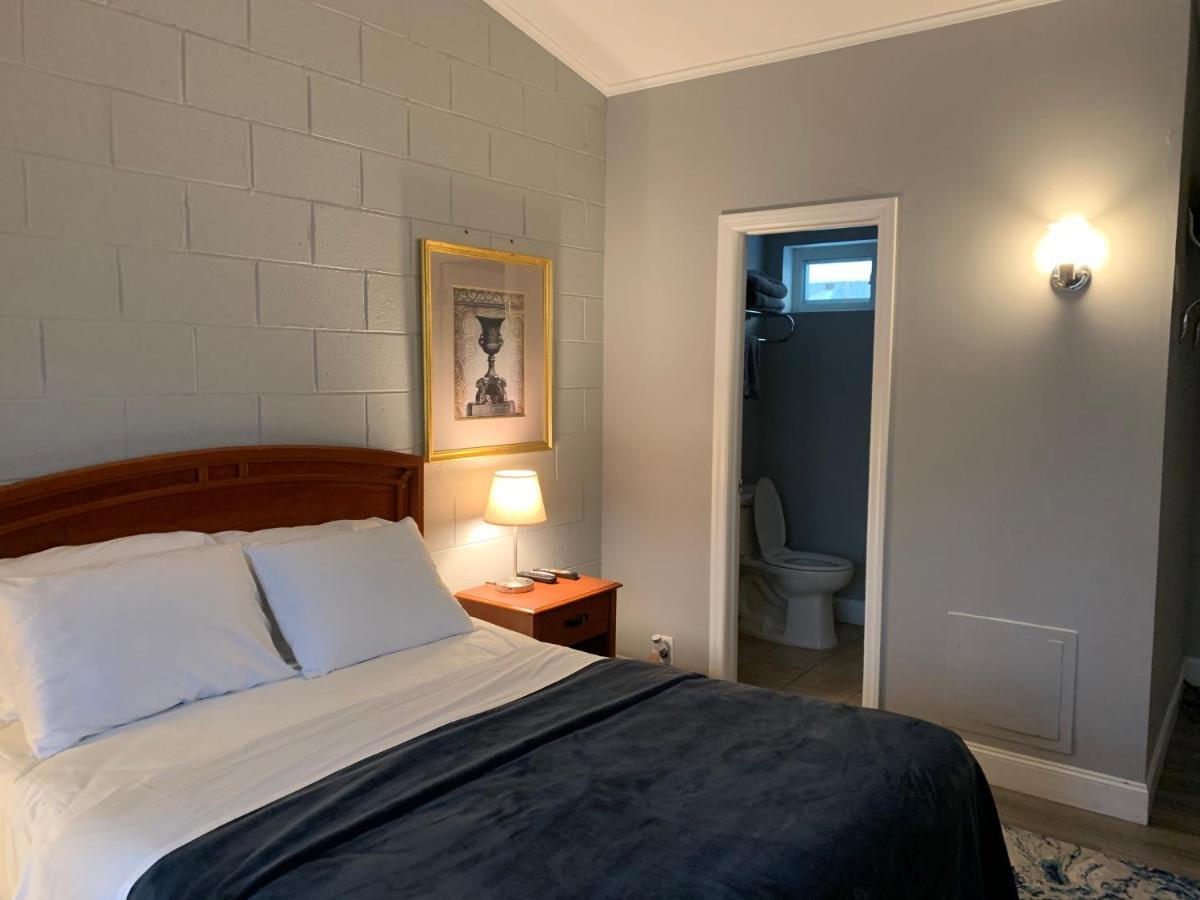 Hill Top Motel Wrightstown Екстер'єр фото